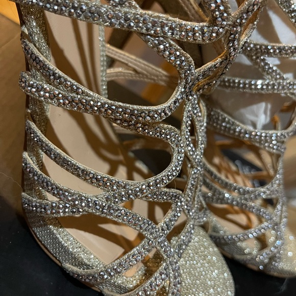 Brand new Inc bling  Heel - Picture 2 of 4